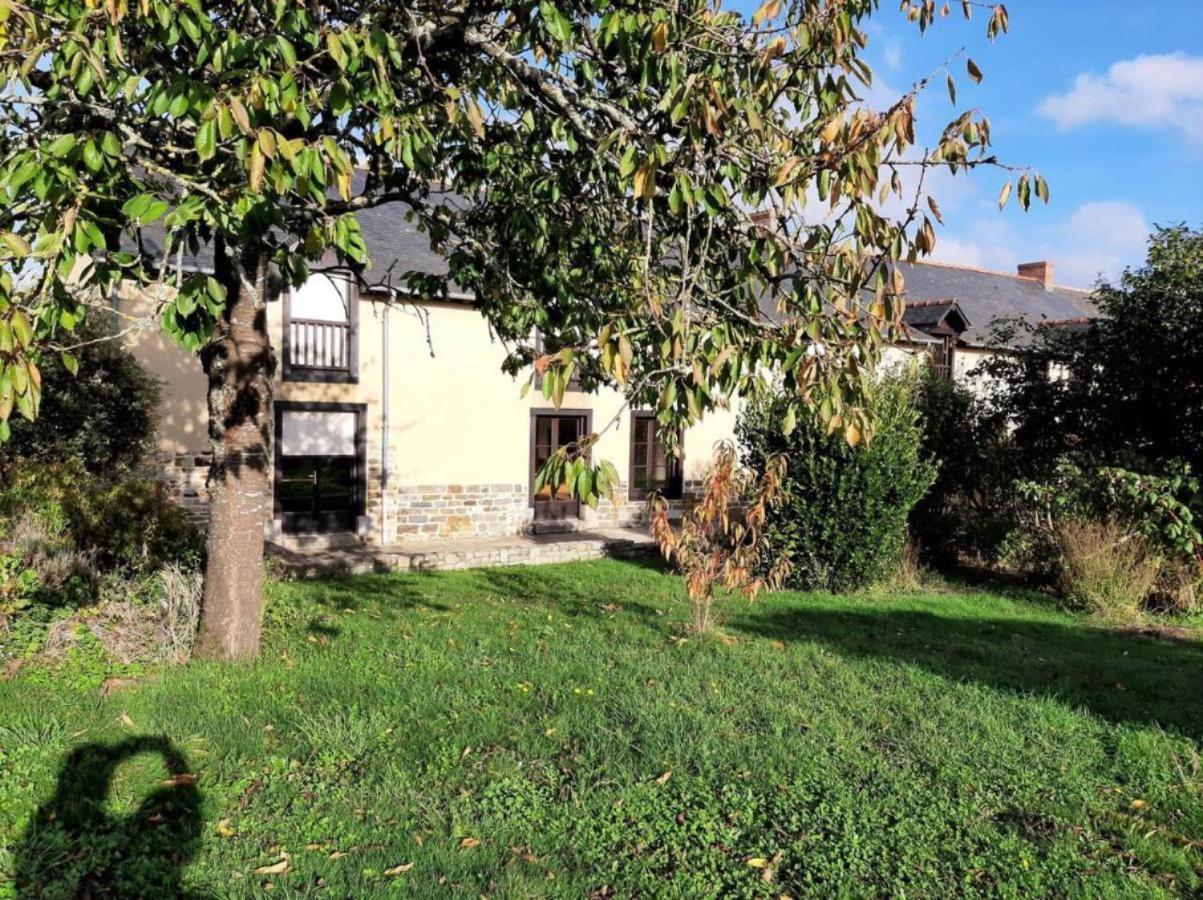 Villa Longere Familiale Melesse Exterior foto
